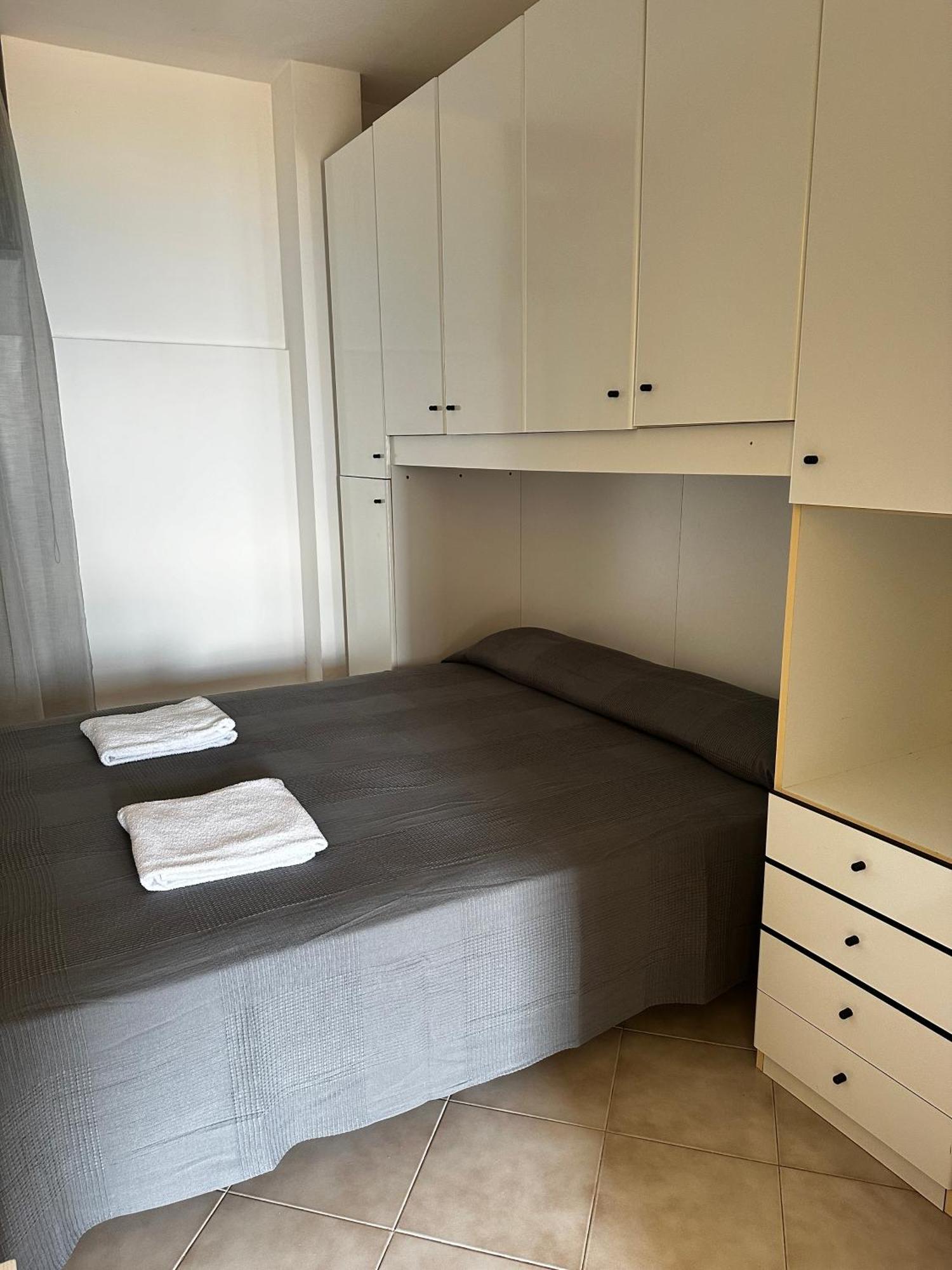 Le Terrazze Aparthotel Агрополи Екстериор снимка