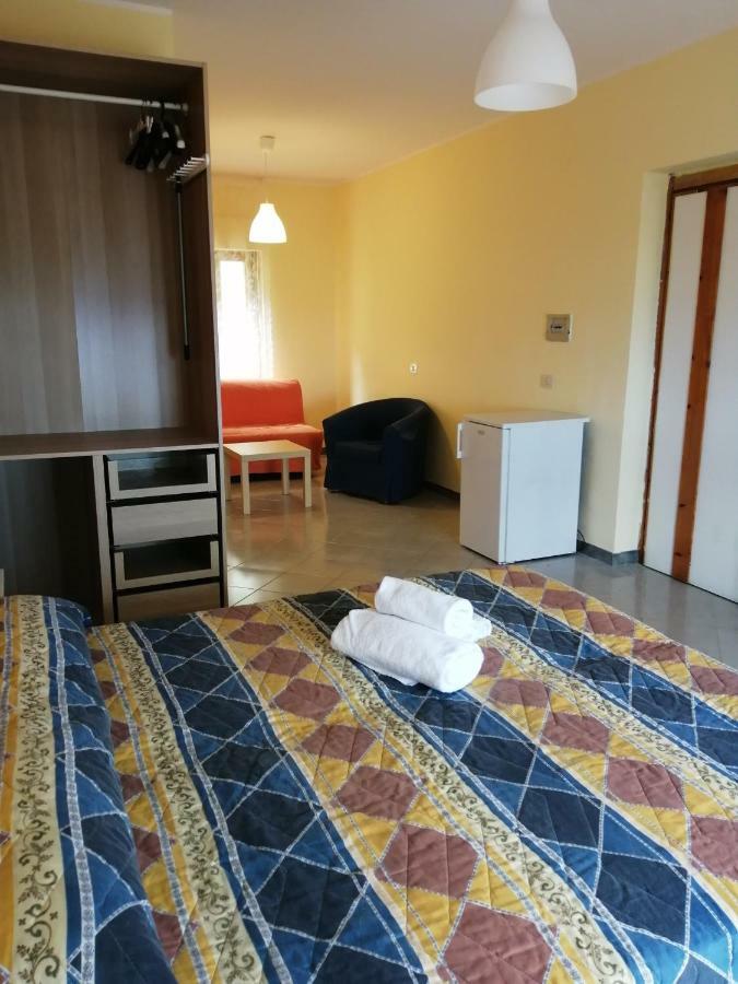 Le Terrazze Aparthotel Агрополи Екстериор снимка